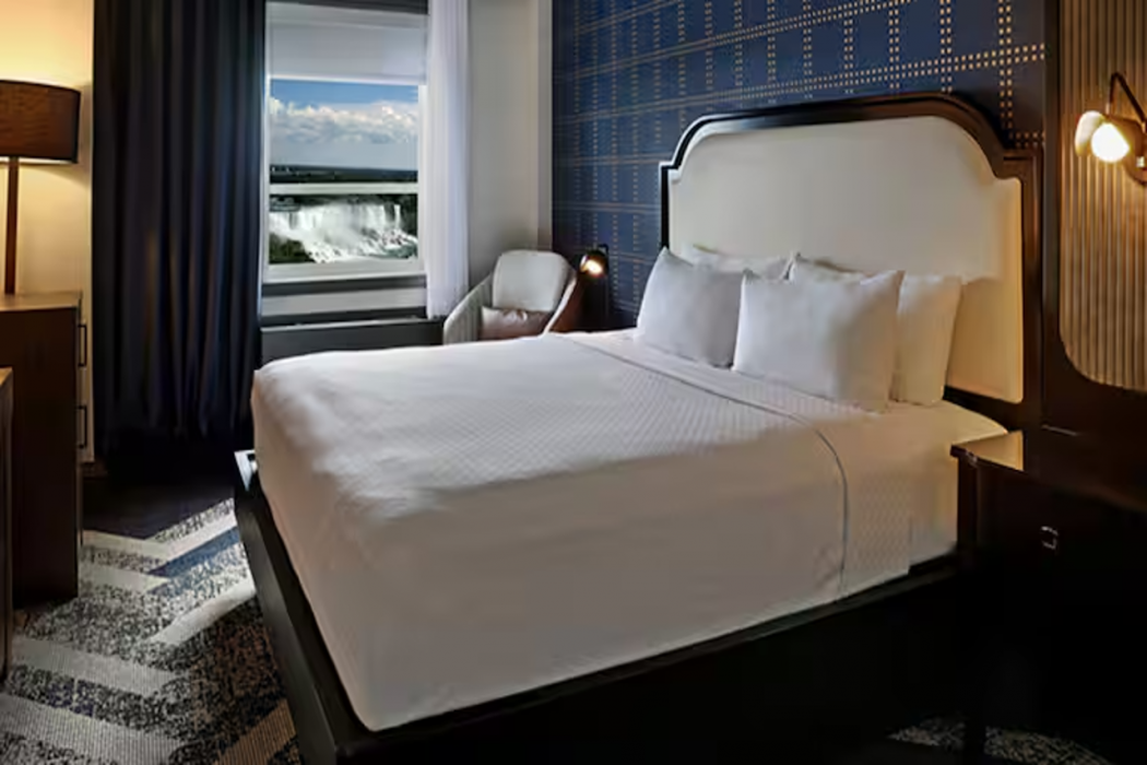 The Brock Niagara Falls Fallsview, Tapestry by Hilton 8/38