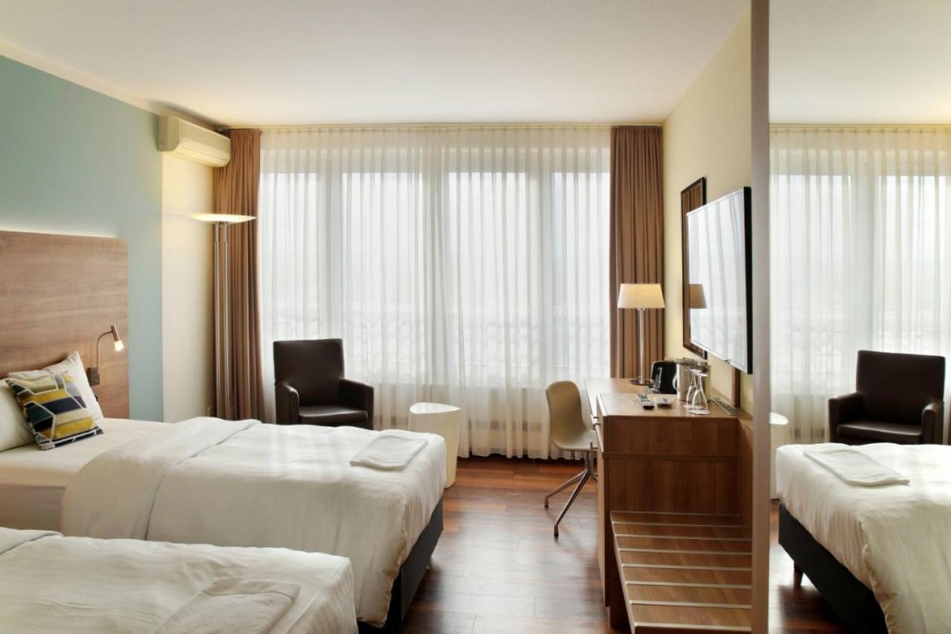 Courtyard By Marriott Dresden 12/40
