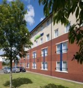 Holiday Inn Express Burton Upon Trent 1/32