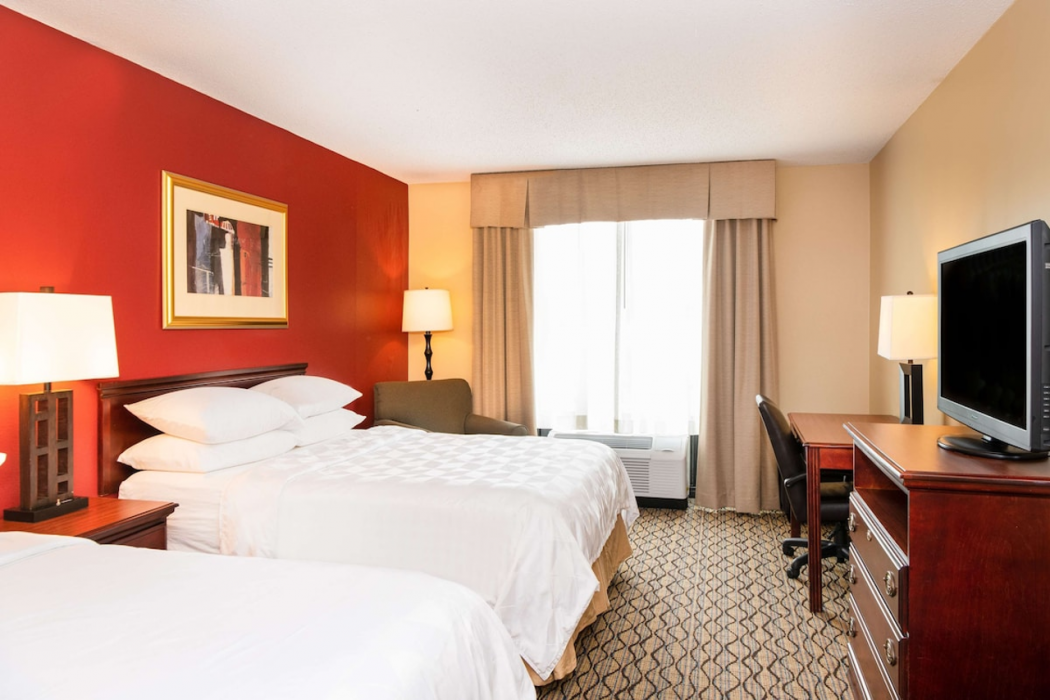 Aviator Hotel & Suites, Bw Signature Collection 10/38