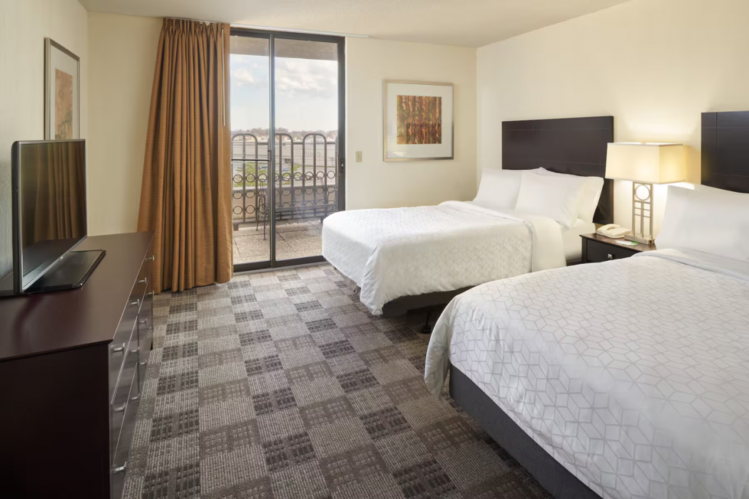 Wyndham Executive Center Columbia 8/60