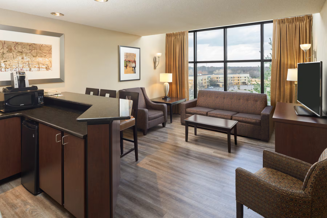 Wyndham Executive Center Columbia 12/60