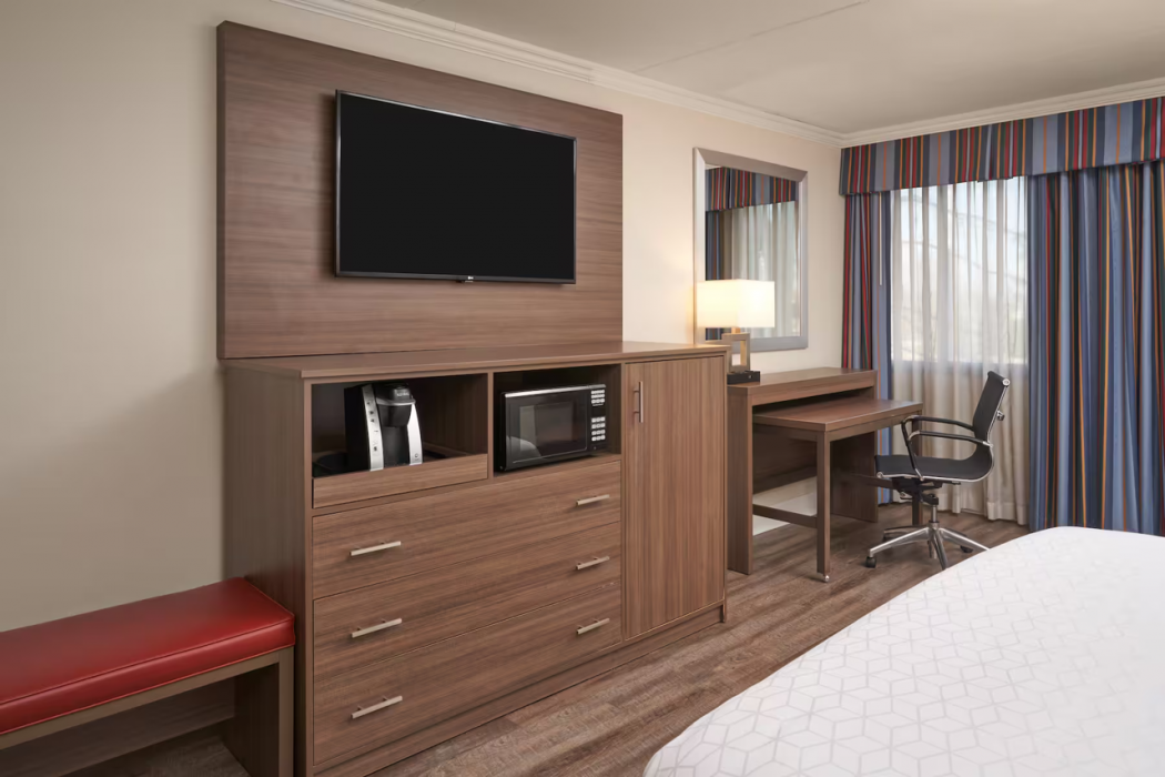 Wyndham Executive Center Columbia 7/60