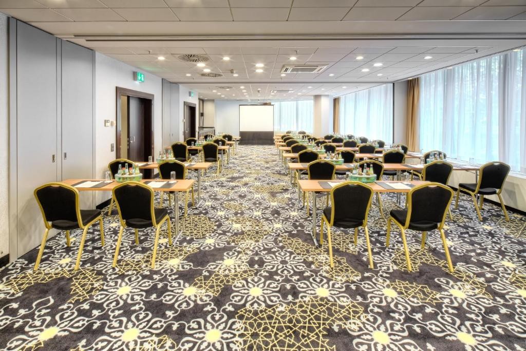 Clayton Hotel Dusseldorf City Centre 17/31