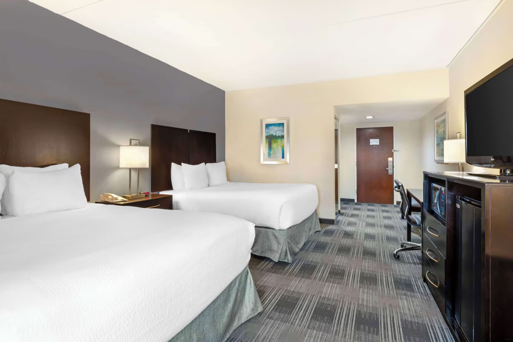 Best Western Hartford Hotel & Suites 19/59