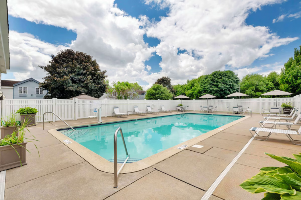 Best Western Hartford Hotel & Suites 43/59