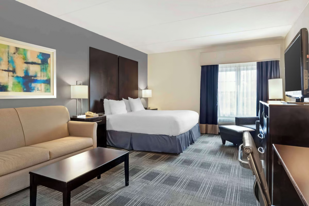 Best Western Hartford Hotel & Suites 12/59