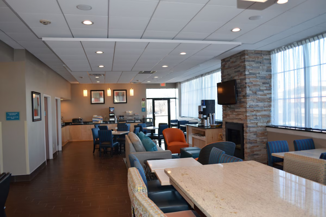 Best Western Hartford Hotel & Suites 36/59