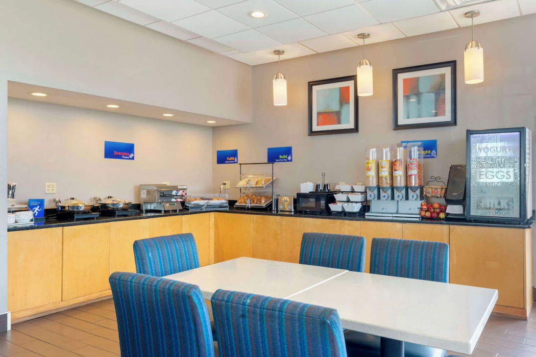 Best Western Hartford Hotel & Suites 33/59