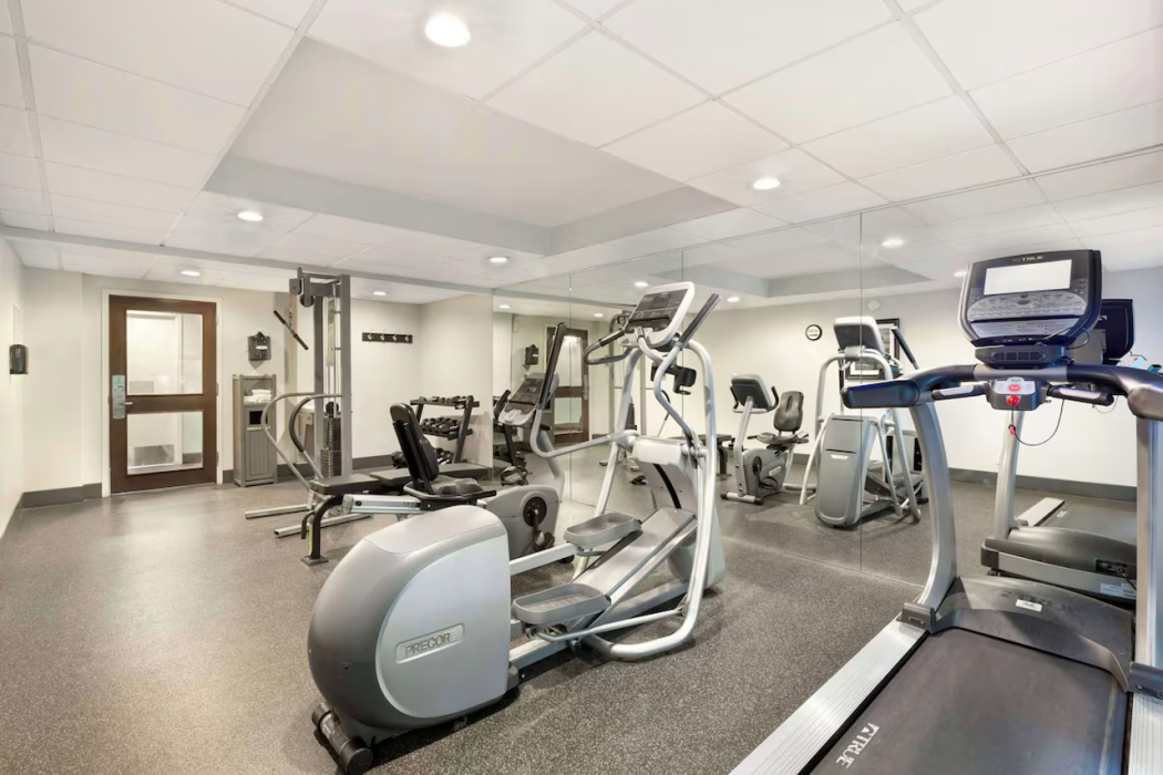 Best Western Hartford Hotel & Suites 42/59