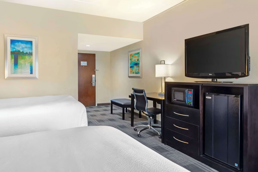 Best Western Hartford Hotel & Suites 23/59