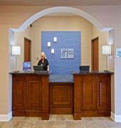Holiday Inn Express Hotel Suites Bedford 3/53