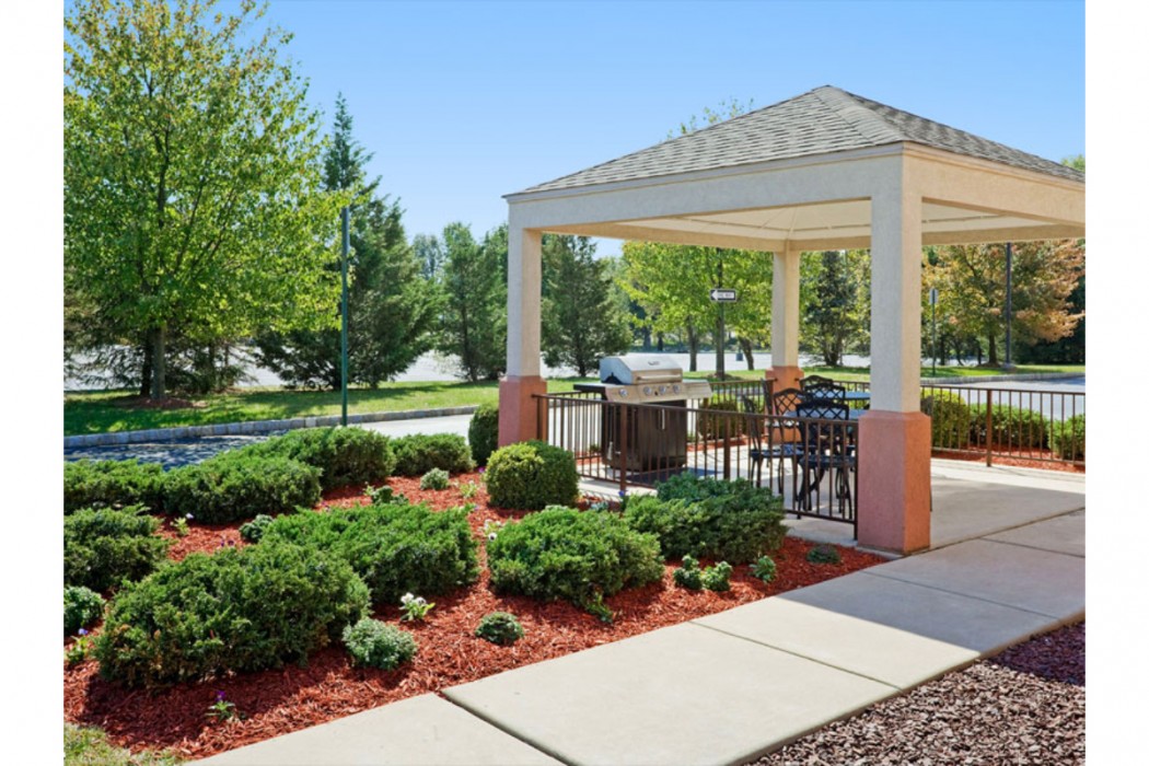 Sonesta Simply Suites Somerset in SOMERSET - NJ