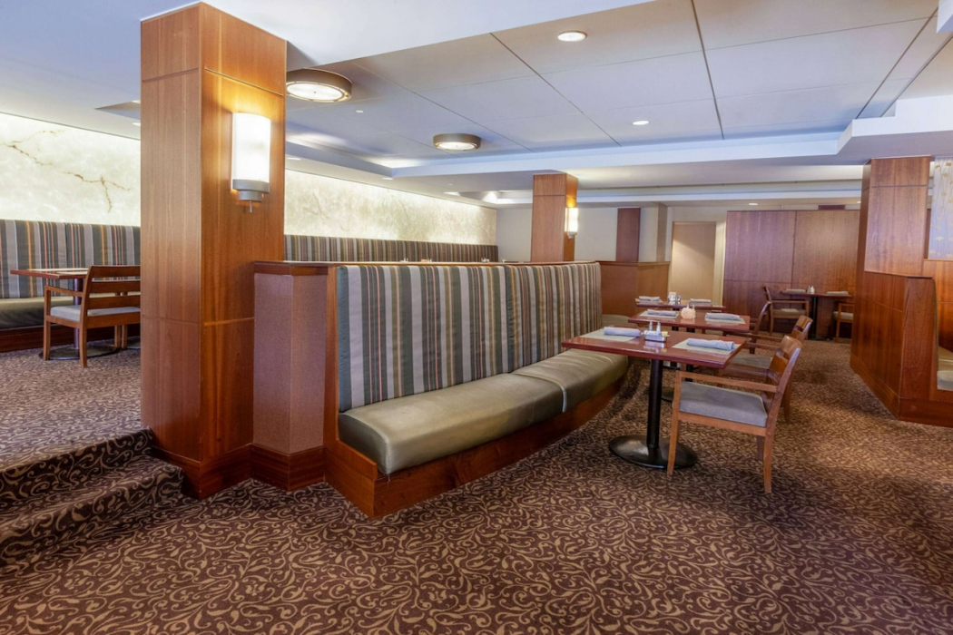 Randolph Hotel Liverpool/Syracuse/Airport West, Trademark 22/63