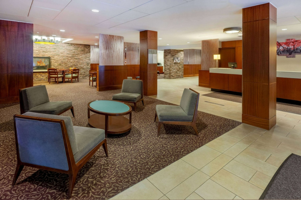 Randolph Hotel Liverpool/Syracuse/Airport West, Trademark 7/63