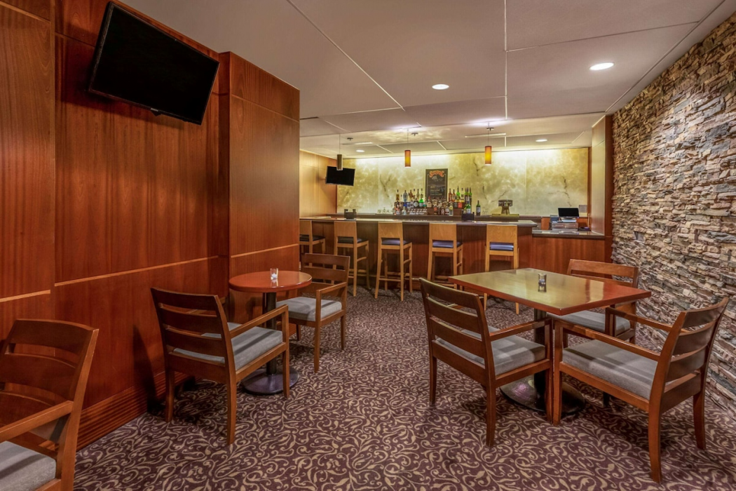 Randolph Hotel Liverpool/Syracuse/Airport West, Trademark 23/63