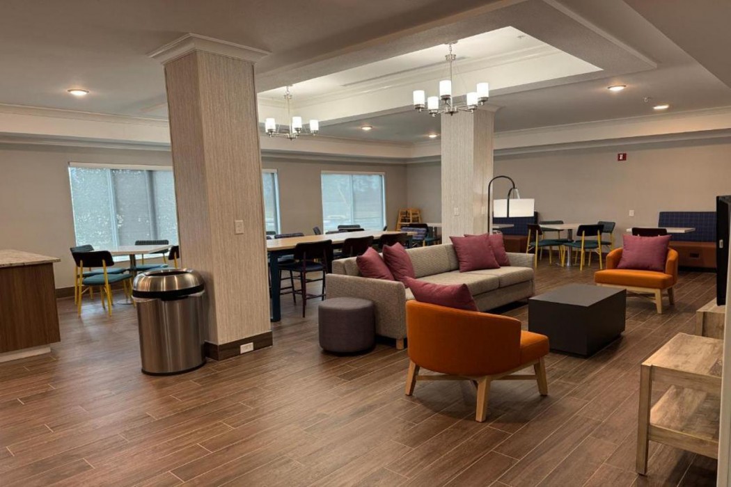 Garner Hotel Longview South by IHG 7/41