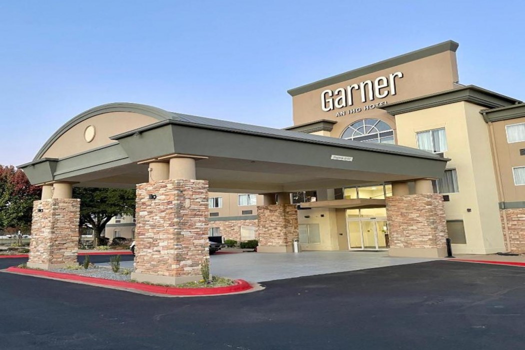 Garner Hotel Longview South by IHG 1/41