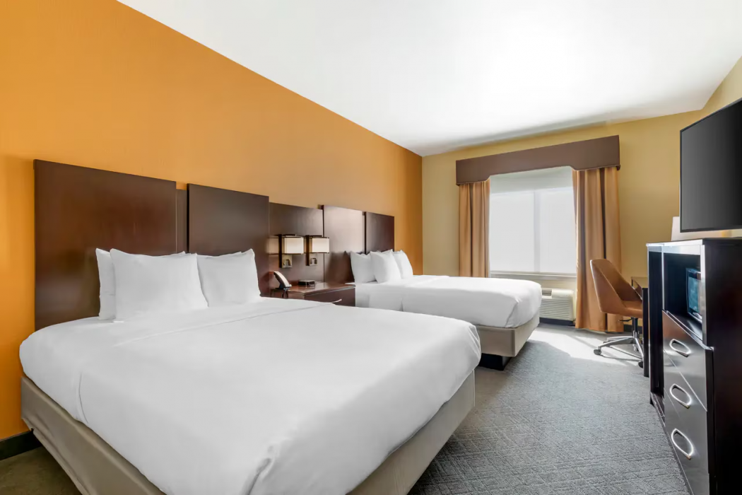Comfort Inn and Suites Mexia, TX 15/59
