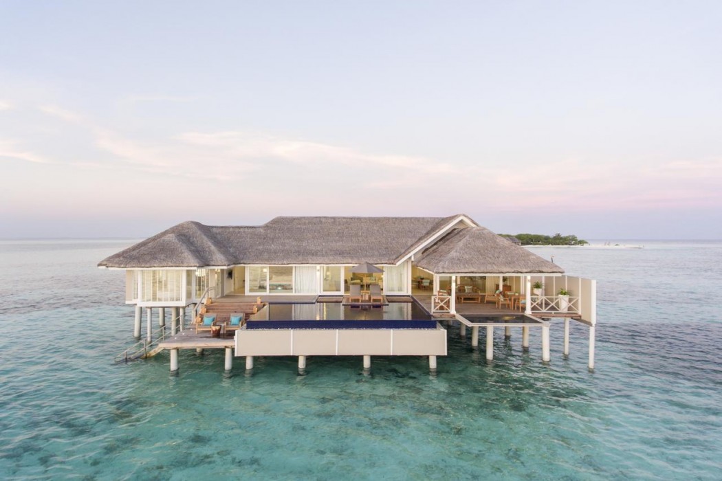 LUX South Ari Atoll 4/109