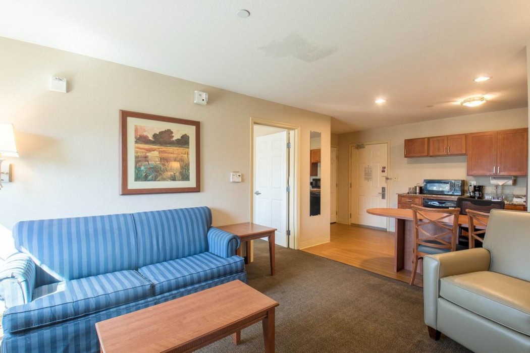 Western Slope Suites 17/59