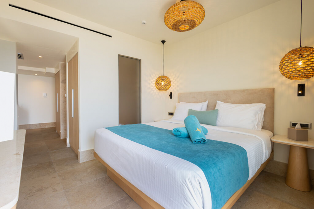 Pegasos Deluxe Beach Hotel 22/113