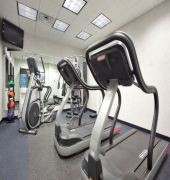 Holiday Inn Express Suites Akron Regional Airport Area 16/43