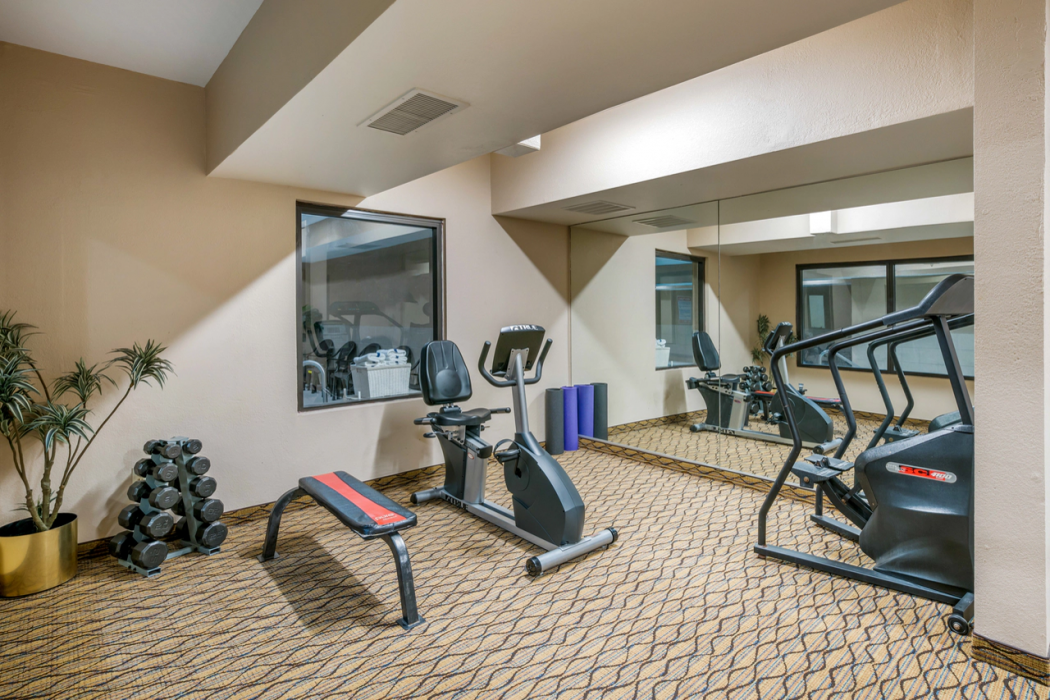 Quality Inn Suites Jefferson City 12/22