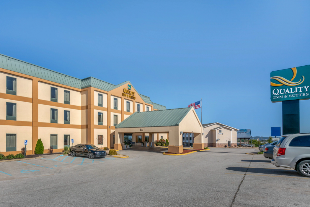 Quality Inn Suites Jefferson City 1/22
