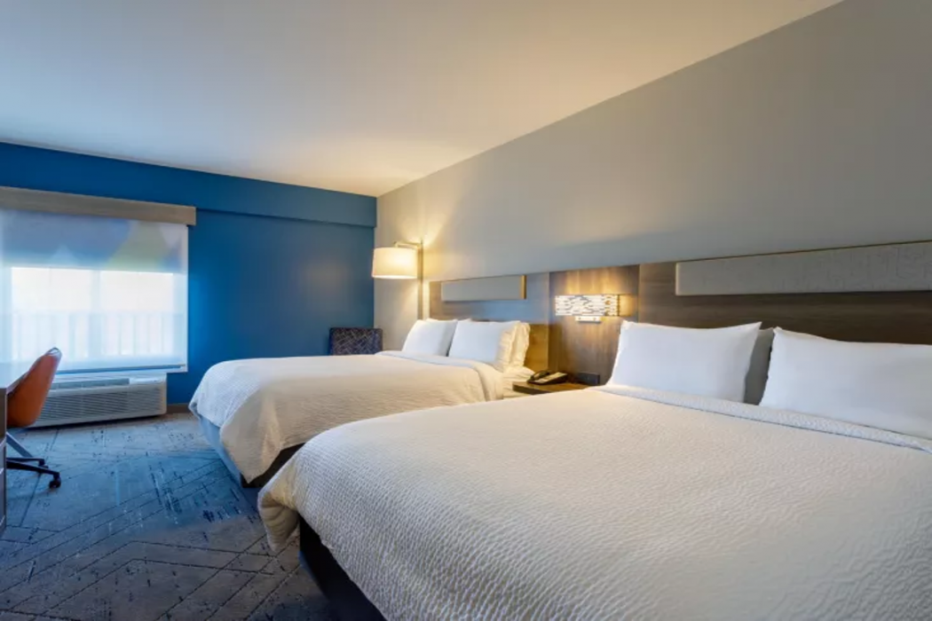 Holiday Inn Express Tampa N I-75 - University Area by IHG 20/69