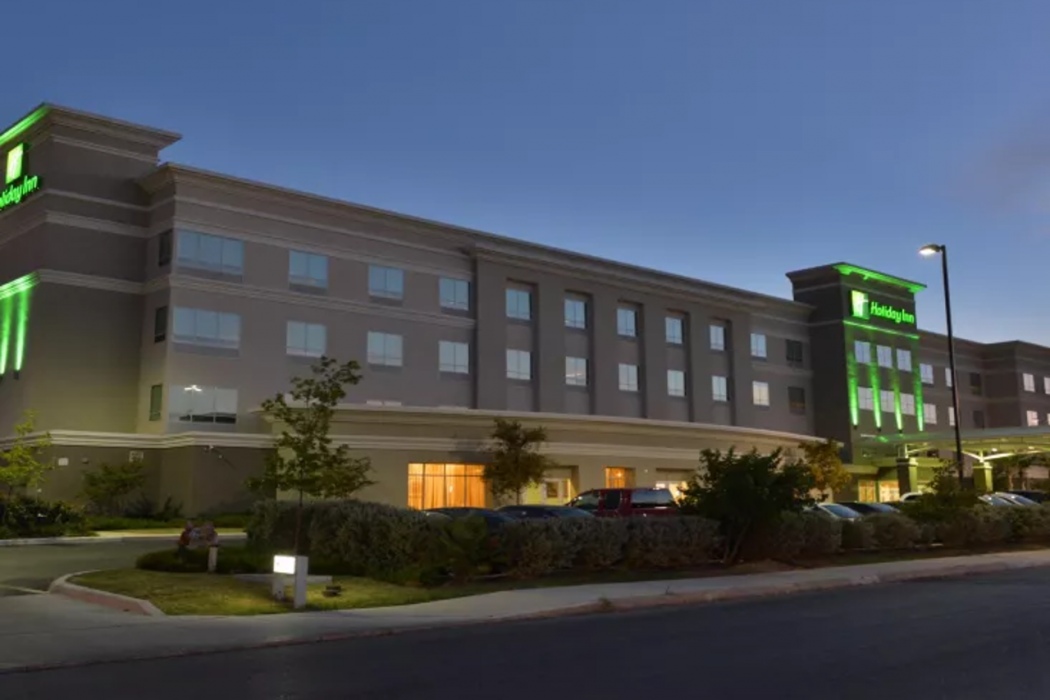 Holiday Inn & Suites San Antonio Northwest 1/30