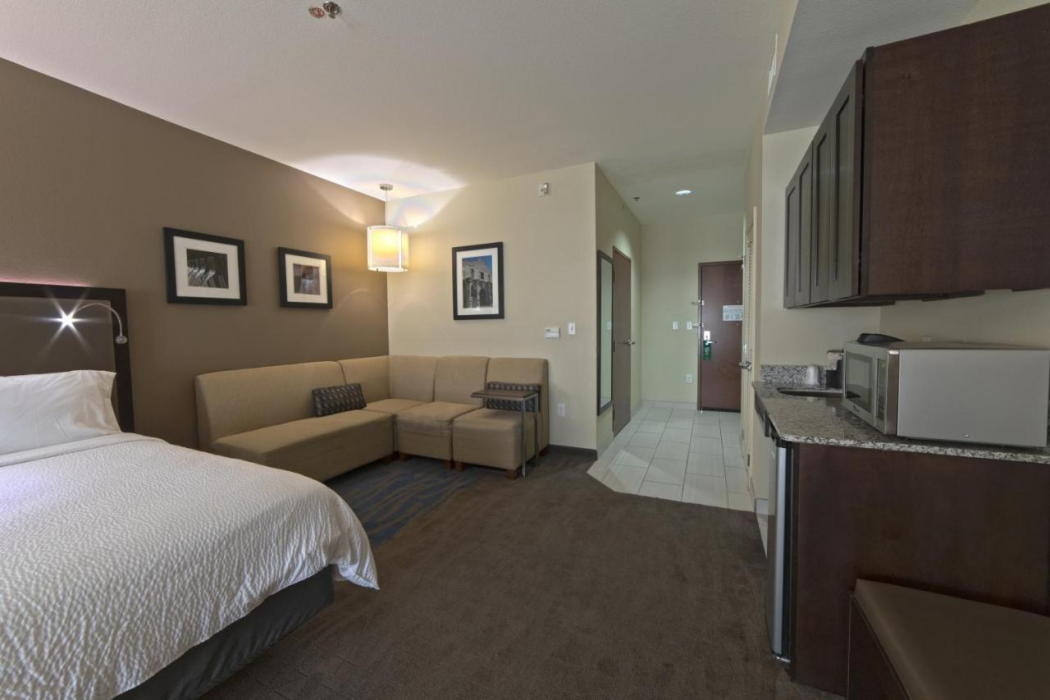 Holiday Inn & Suites San Antonio Northwest 12/30