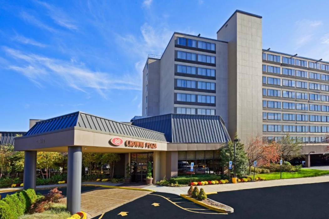 Crowne Plaza Englewood 1/48