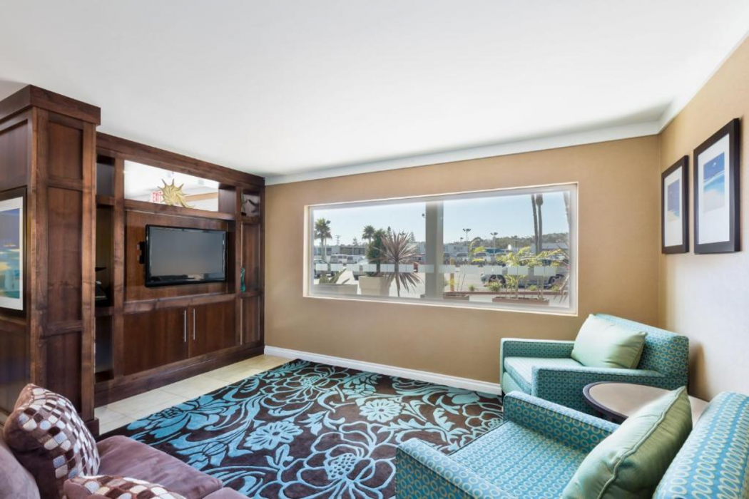 GreenTree Inn San Diego Mission Bay 13/44