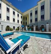 Holiday Inn Express Hotel and Suites Trincity Trinidad Airport 18/34