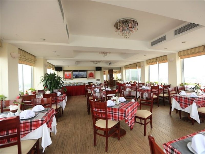 MOONVIEW HOTEL 21/30