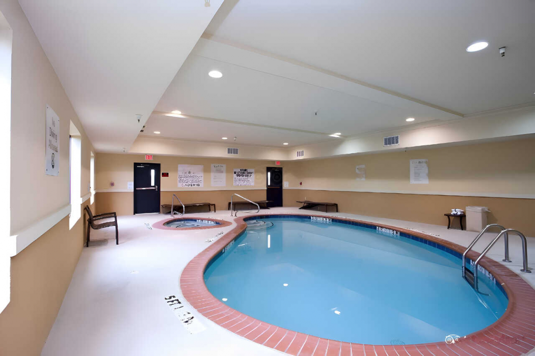 Comfort Inn & Suites Dallas Medical-Market Center 10/23