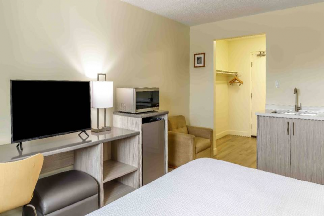 Motel6 Niagara Falls, On - Near The Falls 21/63