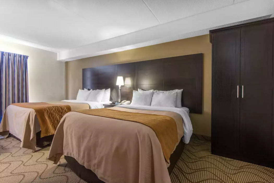 Comfort Inn North Bay, ON 9/24