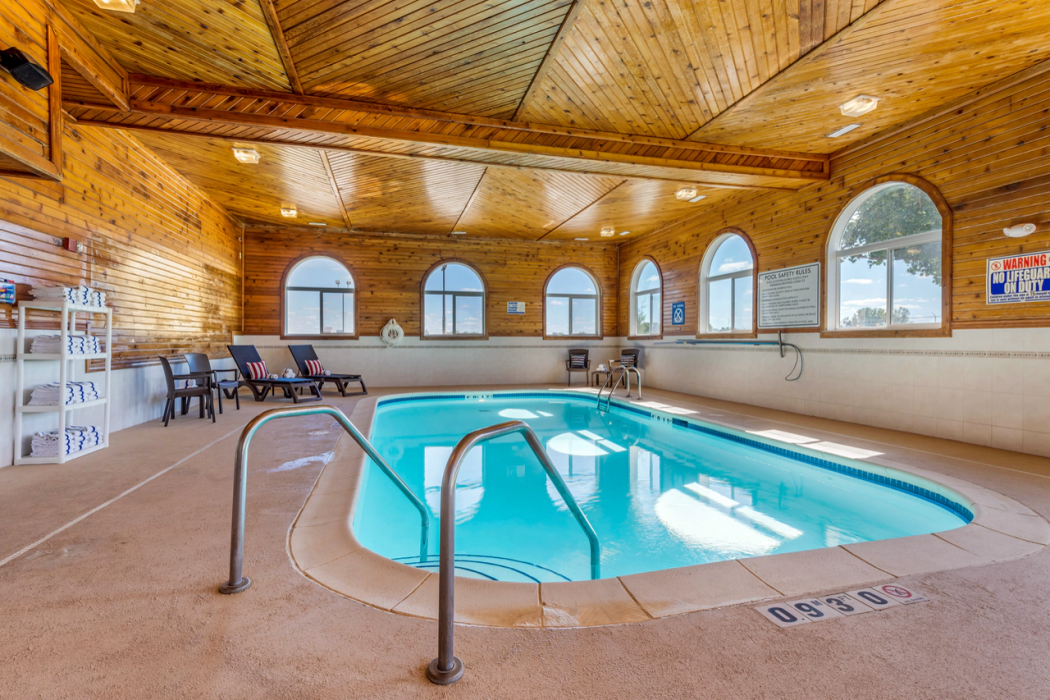 Comfort Inn & Suites near Route 66 21/35