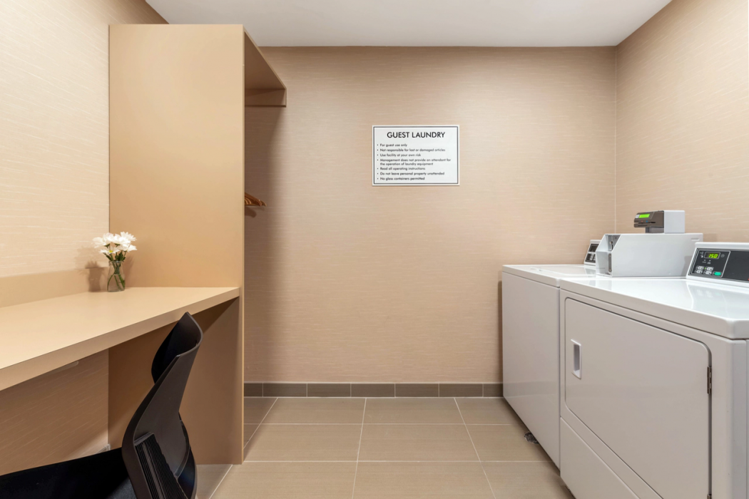 Comfort Inn & Suites near Route 66 17/35