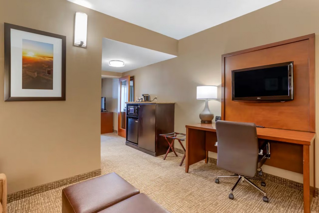 Comfort Suites Knoxville North 22/45