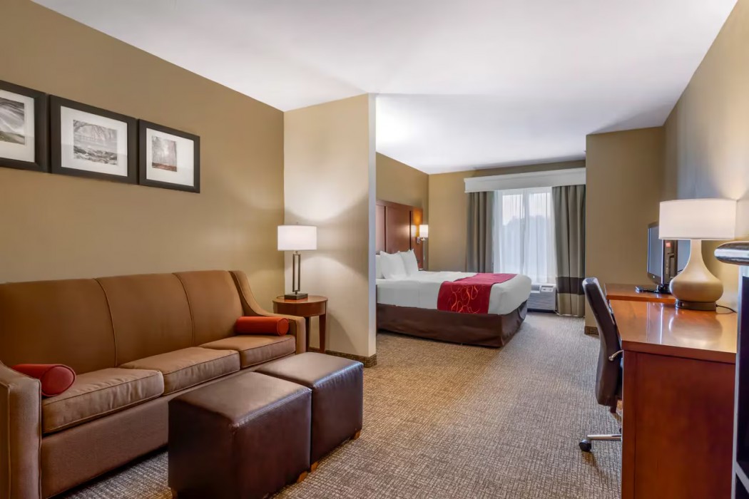 Comfort Suites Knoxville North 19/45
