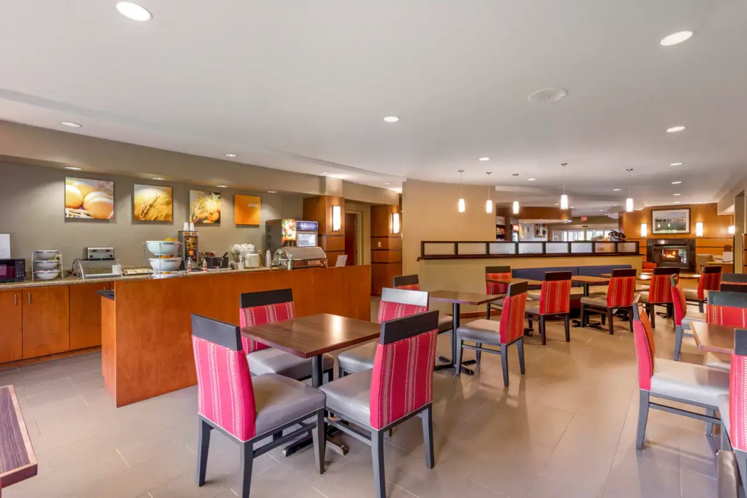 Comfort Suites Knoxville North 34/45