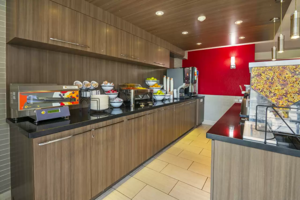 Comfort Inn Newmarket - Aurora 18/30