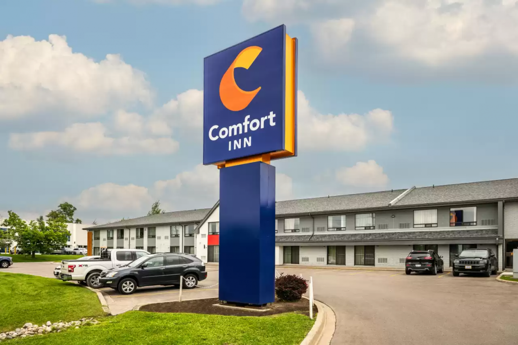 Comfort Inn Newmarket - Aurora 1/30