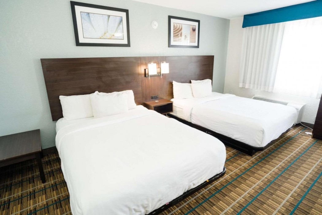 Mainstay Suites Knoxville Airport 15/21