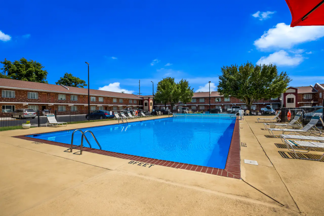 Quality Inn & Suites Millville 18/26