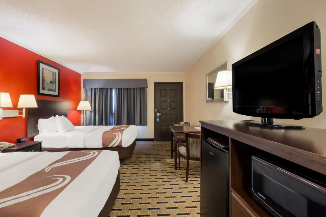 Quality Inn & Suites Millville 11/26