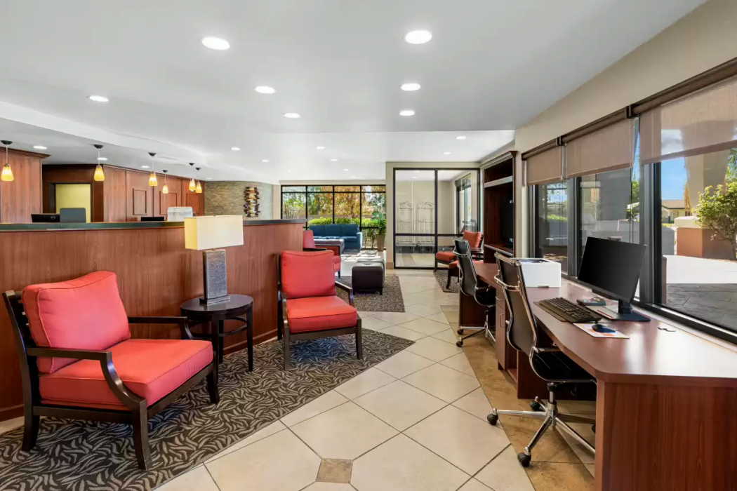 Comfort Suites Vacaville-Napa Valley Area 32/48